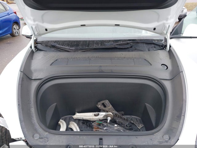 2021 TESLA MODEL Y 5YJYGDEE7MF298774 Photo 9