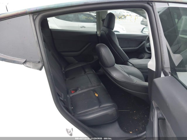 2021 TESLA MODEL Y 5YJYGDEE7MF298774 Photo 7