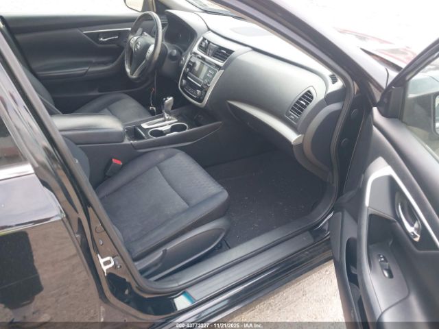 2018 NISSAN ALTIMA 1N4AL3AP1JC255352 Photo 4