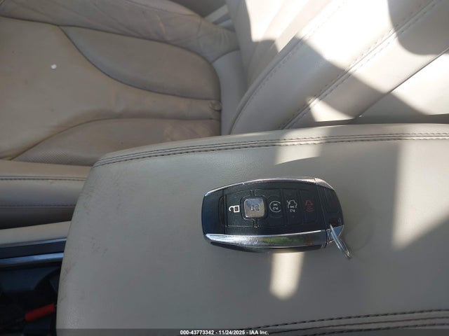 5LMCJ2C92HUL32793 Lincoln MKC SELECT