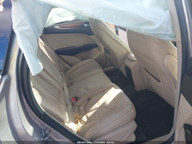 5LMCJ2C92HUL32793 Lincoln MKC SELECT