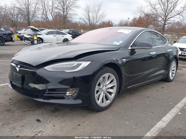 2017 TESLA MODEL S 5YJSA1E23HF214502 Photo 1
