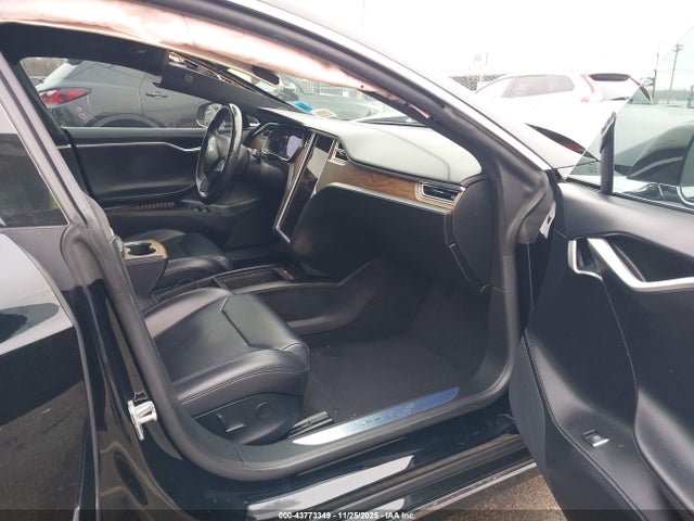 2017 TESLA MODEL S 5YJSA1E23HF214502 Photo 4