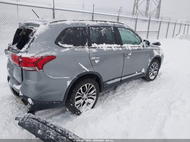 2016 MITSUBISHI OUTLANDER JA4AZ3A30GZ007471 Photo 3