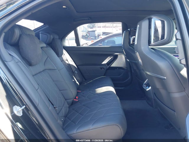 2024 BMW I7 WBY43EJ06RCR14364 Photo 7