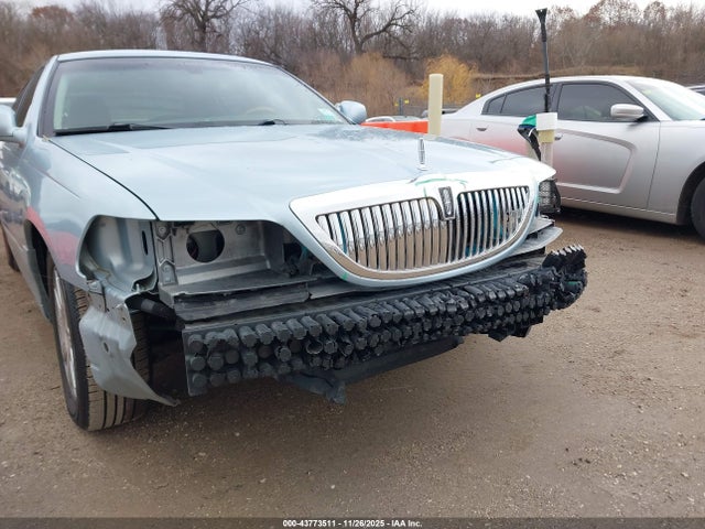 2009 LINCOLN TOWN CAR 2LNHM82V79X629084 Photo 5