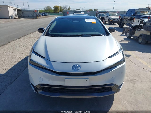 Toyota Prius Limited 2023 JTDACAAU4P3009683 Image 12