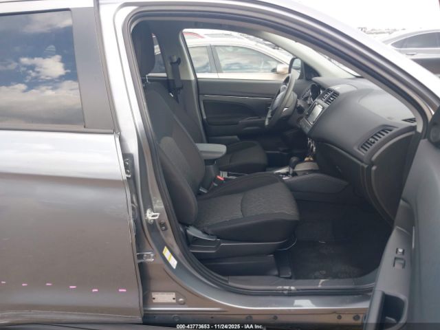 2025 MITSUBISHI OUTLANDER SPORT JA4ARUAU0SU003263 Photo 4