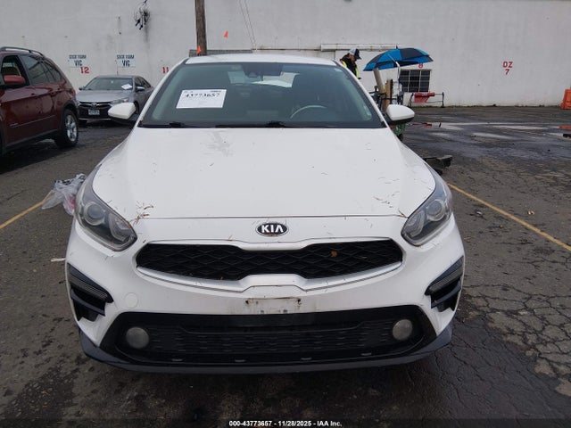3KPF24AD7ME269106 KIA Forte Lxs
