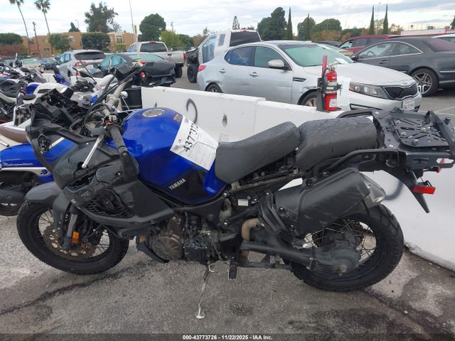 Yamaha XT1200ZE 2018 JYADP05Y6JA000250 Image 12