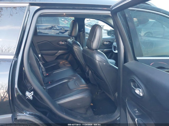 43773813 :رقم المزاد ، 1C4PJMLB4MD126814 vin ، 2021 Jeep Cherokee Latitude Plus 4x4 مزاد بيع