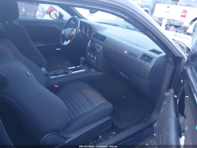 2013 DODGE CHALLENGER 2C3CDYBT9DH587618 Photo 4