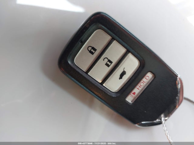 3HGGK5H80JM718096 Honda FIT EX