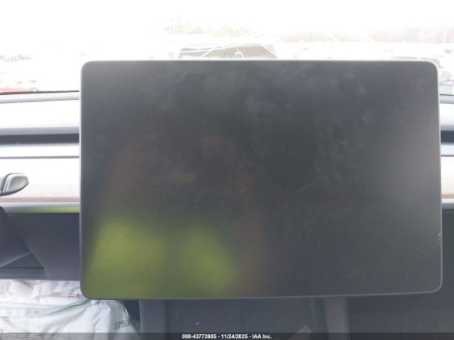 2021 TESLA MODEL Y 5YJYGDEE1MF176377 Photo 6