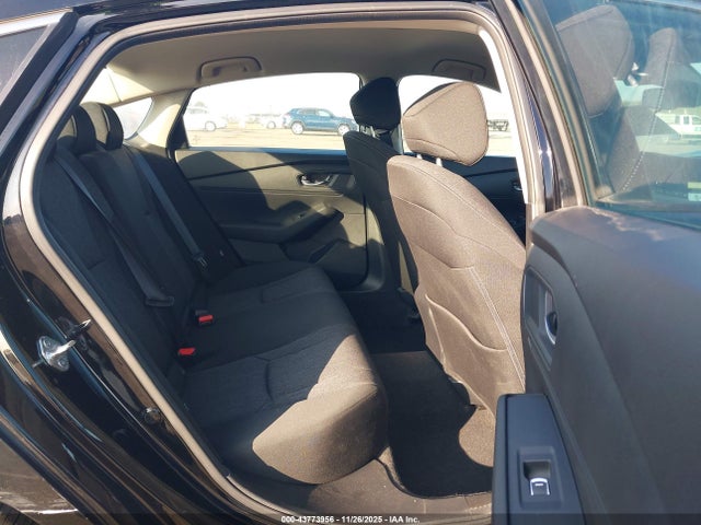 1HGCY1F25PA017452 Honda ACCORD LX