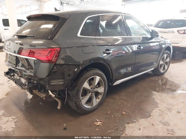 2023 AUDI Q5 WA1ABAFY1P2017948 Photo 3