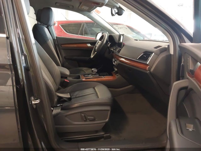 2023 AUDI Q5 WA1ABAFY1P2017948 Photo 4
