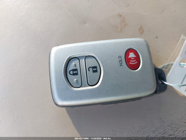 JTMHY7AJ3F4032602 Toyota Land Cruiser V8