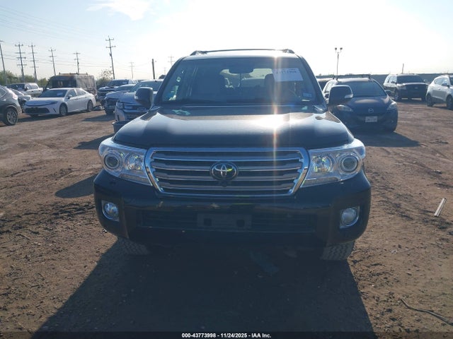 JTMHY7AJ3F4032602 Toyota Land Cruiser V8