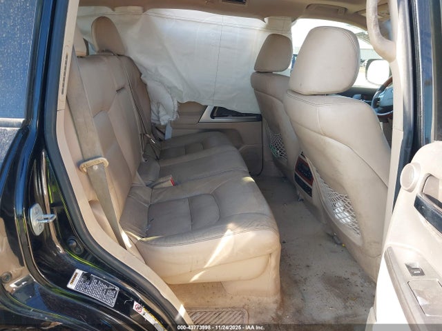 JTMHY7AJ3F4032602 Toyota Land Cruiser V8