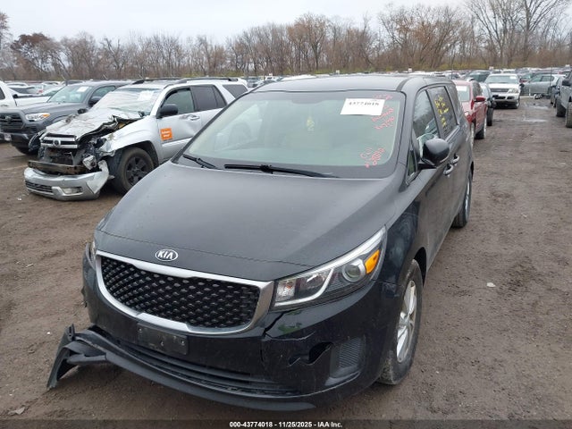 KNDMB5C16H6241244 KIA SEDONA LX