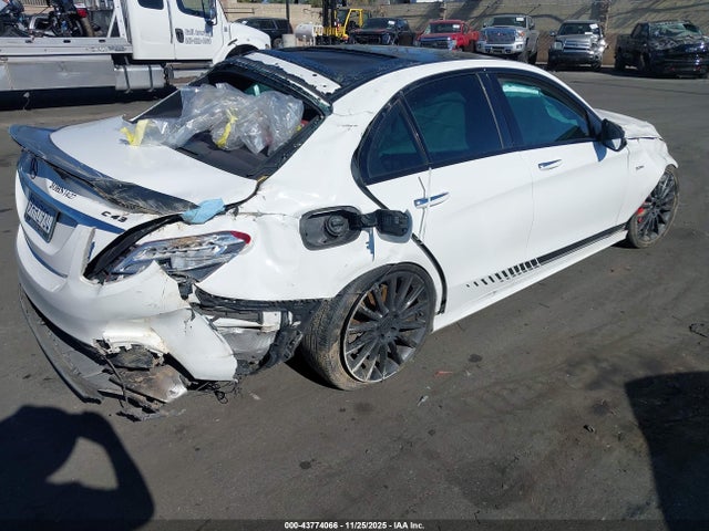 55SWF6EB3JU253305 Mercedes-Benz Amg C 43 4matic