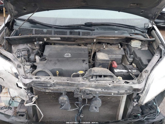 Aukcja sprzedaży 2015 Toyota Sienna Xle 8 Passenger, vin: 5TDYK3DC5FS609741, numer aukcji: 43774071