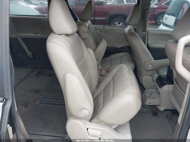Aukcja sprzedaży 2015 Toyota Sienna Xle 8 Passenger, vin: 5TDYK3DC5FS609741, numer aukcji: 43774071