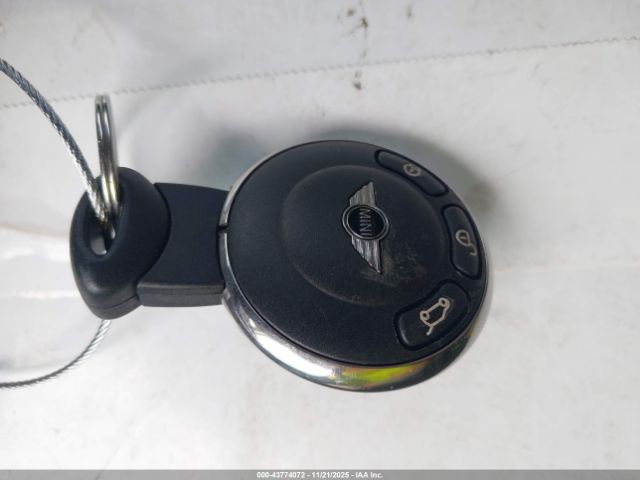 2012 MINI COOPER WMWSU3C55CT264935 Photo 10