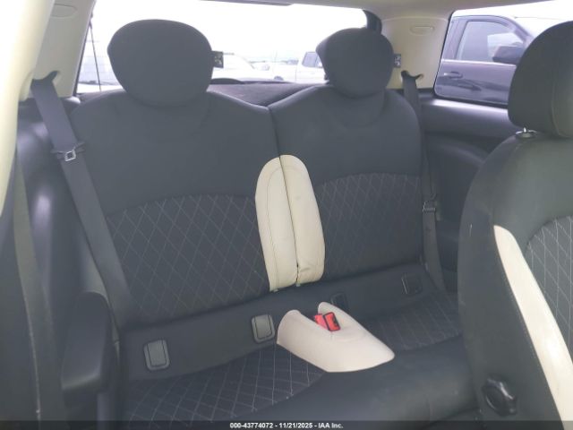 2012 MINI COOPER WMWSU3C55CT264935 Photo 7