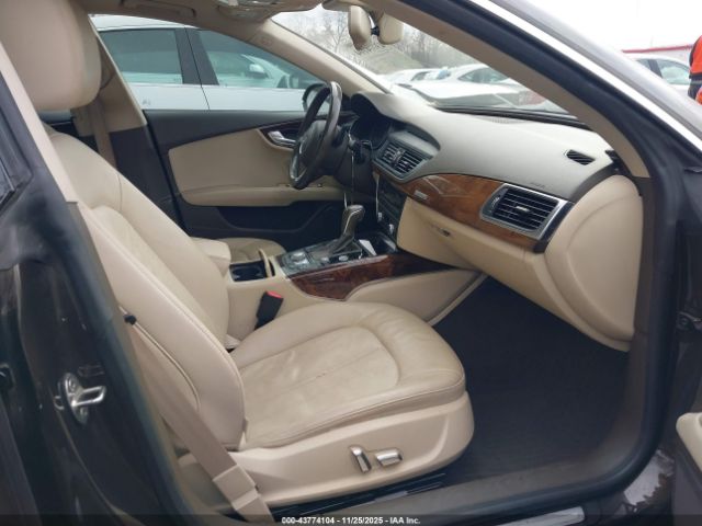 2017 AUDI A7 WAUW2AFC4HN048060 Photo 4