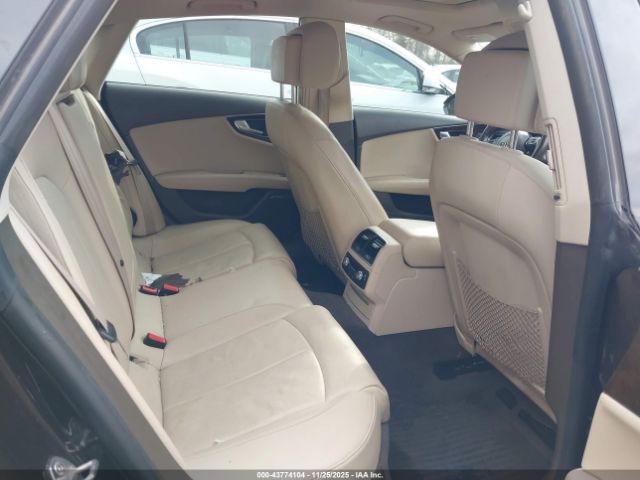 2017 AUDI A7 WAUW2AFC4HN048060 Photo 7