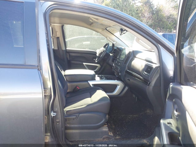 2024 NISSAN TITAN 1N6AA1ED2RN102948 Photo 4