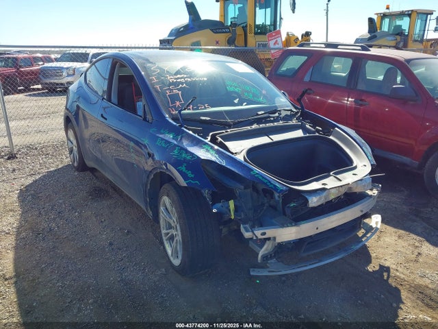 2022 TESLA MODEL Y 7SAYGDEE8NF393039 Photo 0