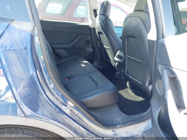 2022 TESLA MODEL Y 7SAYGDEE8NF393039 Photo 7