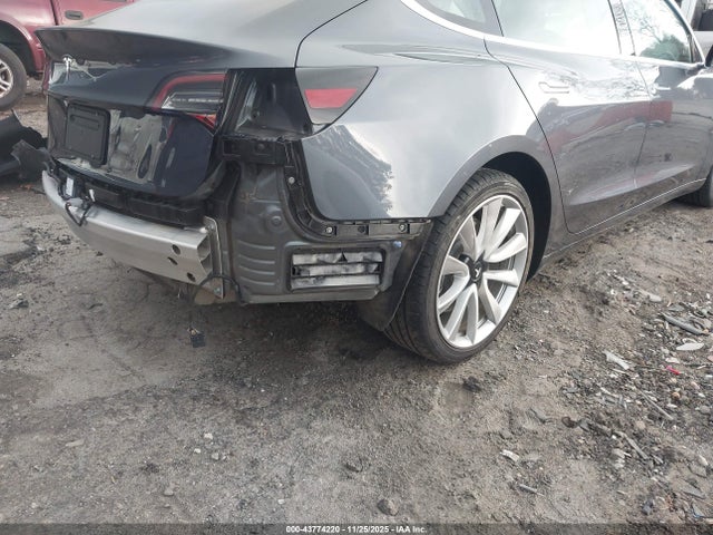 Продаж на аукціоні авто 2020 Tesla Model 3 Standard Range Plus Rear-wheel Drive/standard Range Rear-wheel Drive, vin: 5YJ3E1EA6LF661091, номер лоту: 43774220
