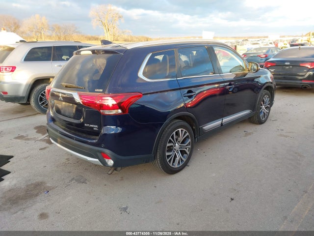 2017 MITSUBISHI OUTLANDER JA4AZ3A37HZ051288 Photo 3