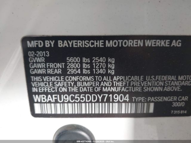 2013 BMW 550I WBAFU9C55DDY71904 Photo 8