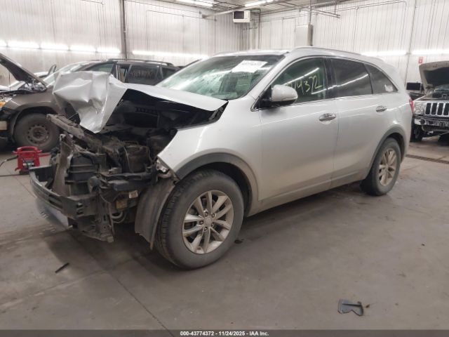 2016 KIA SORENTO 5XYPG4A31GG090113 Photo 1
