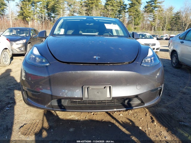7SAYGDEE4SA368096 Tesla Model Y Long Range Dual Motor All-wheel Drive