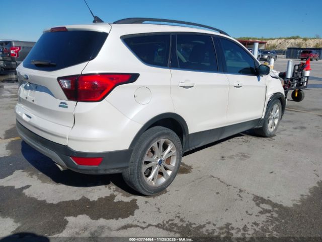2019 FORD ESCAPE 1FMCU0HD8KUA34686 Photo 3