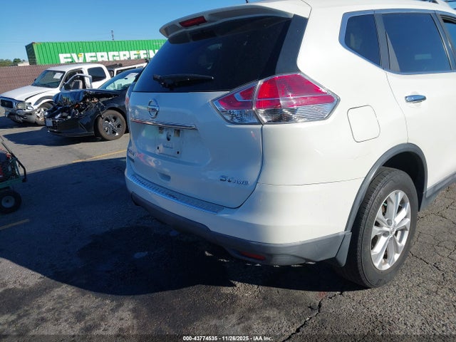 Nissan ROGUE SV 2015 5N1AT2MV8FC781558 Image 4
