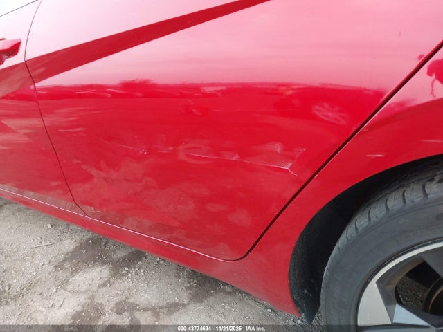 5NPLN4AG3MH043810 Hyundai ELANTRA SEL