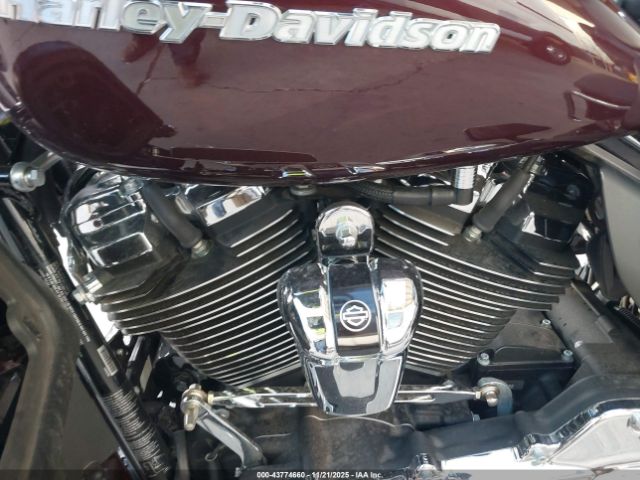 2021 HARLEY-DAVIDSON FLHTK 1HD1KEF26MB672724 Photo 8