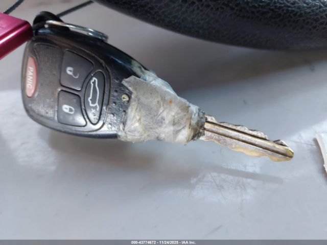 2013 CHRYSLER 200 1C3CCBAB5DN670107 Photo 10