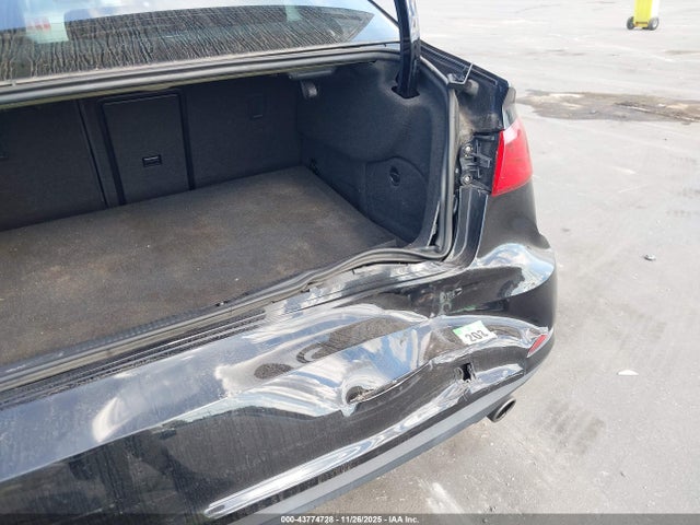 2015 AUDI A3 WAUBFGFF4F1117768 Photo 5