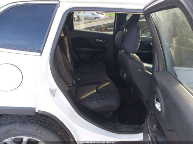 2015 JEEP CHEROKEE 1C4PJMCS7FW686396 Photo 7