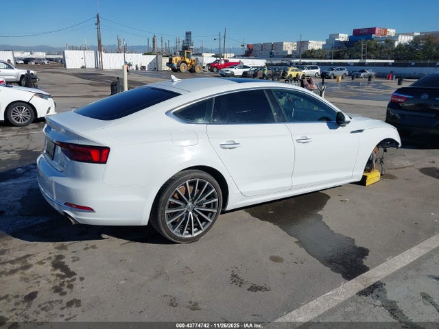 2018 AUDI A5 WAUCNDF50JA051192 Photo 3