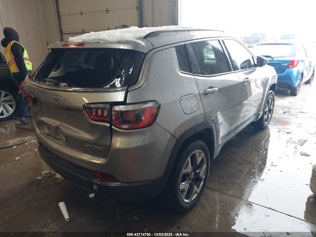 2019 JEEP COMPASS 3C4NJDCB1KT619204 Photo 3