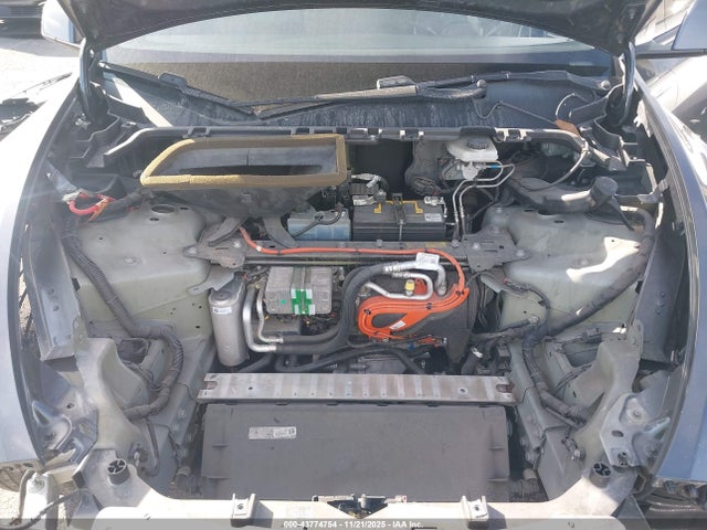 2020 TESLA MODEL Y 5YJYGDEE6LF053141 Photo 9